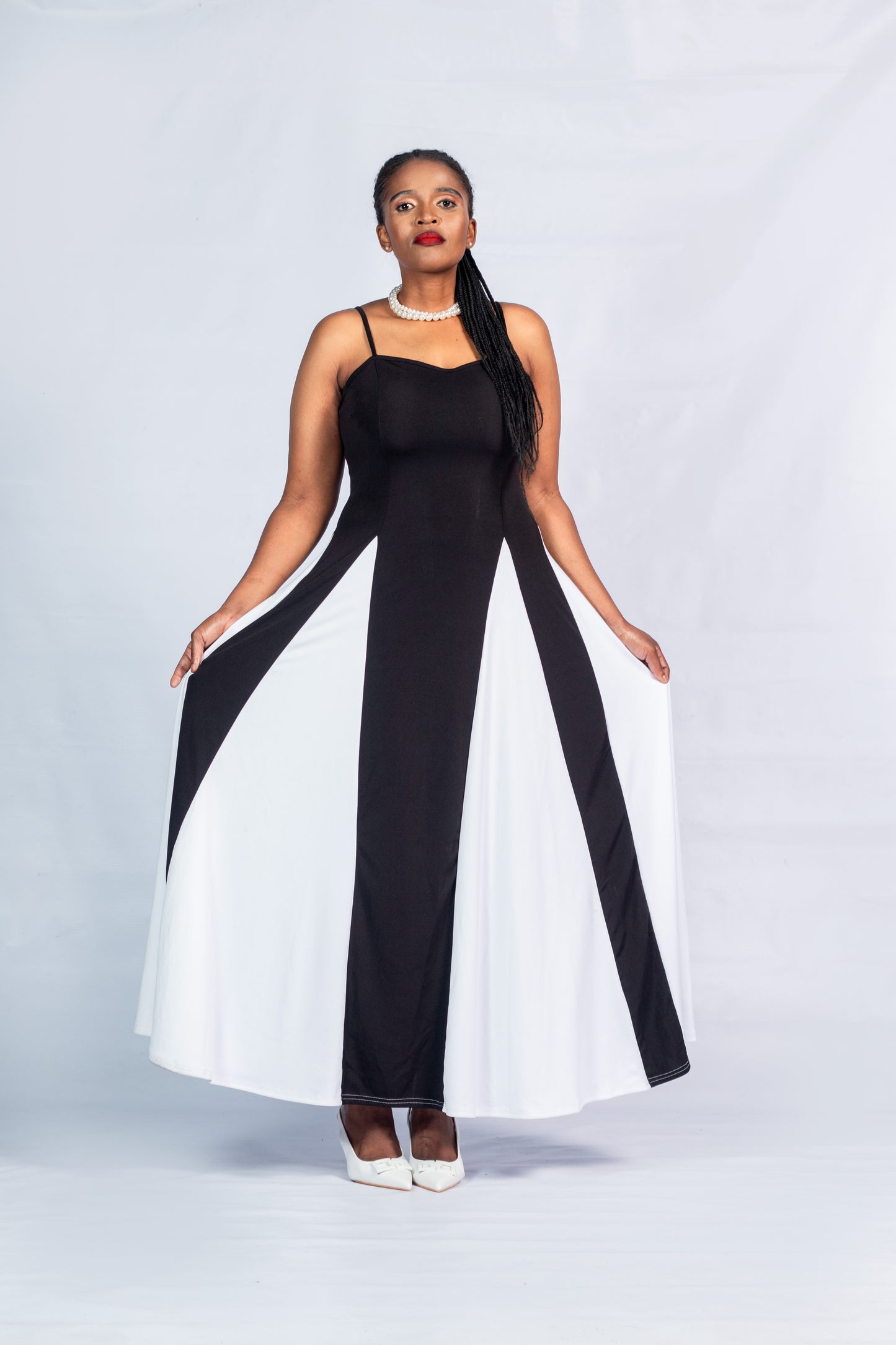 Colour block dress white & black