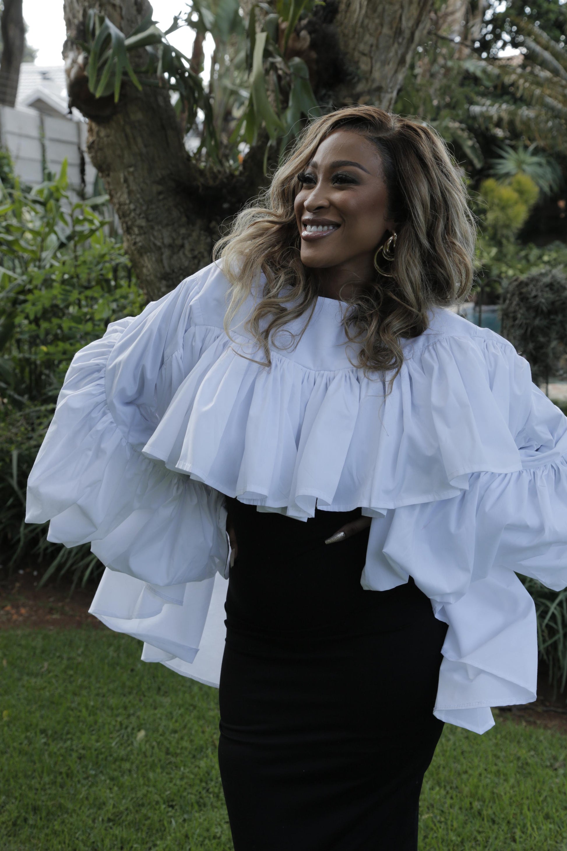 Flared dramatic linen top