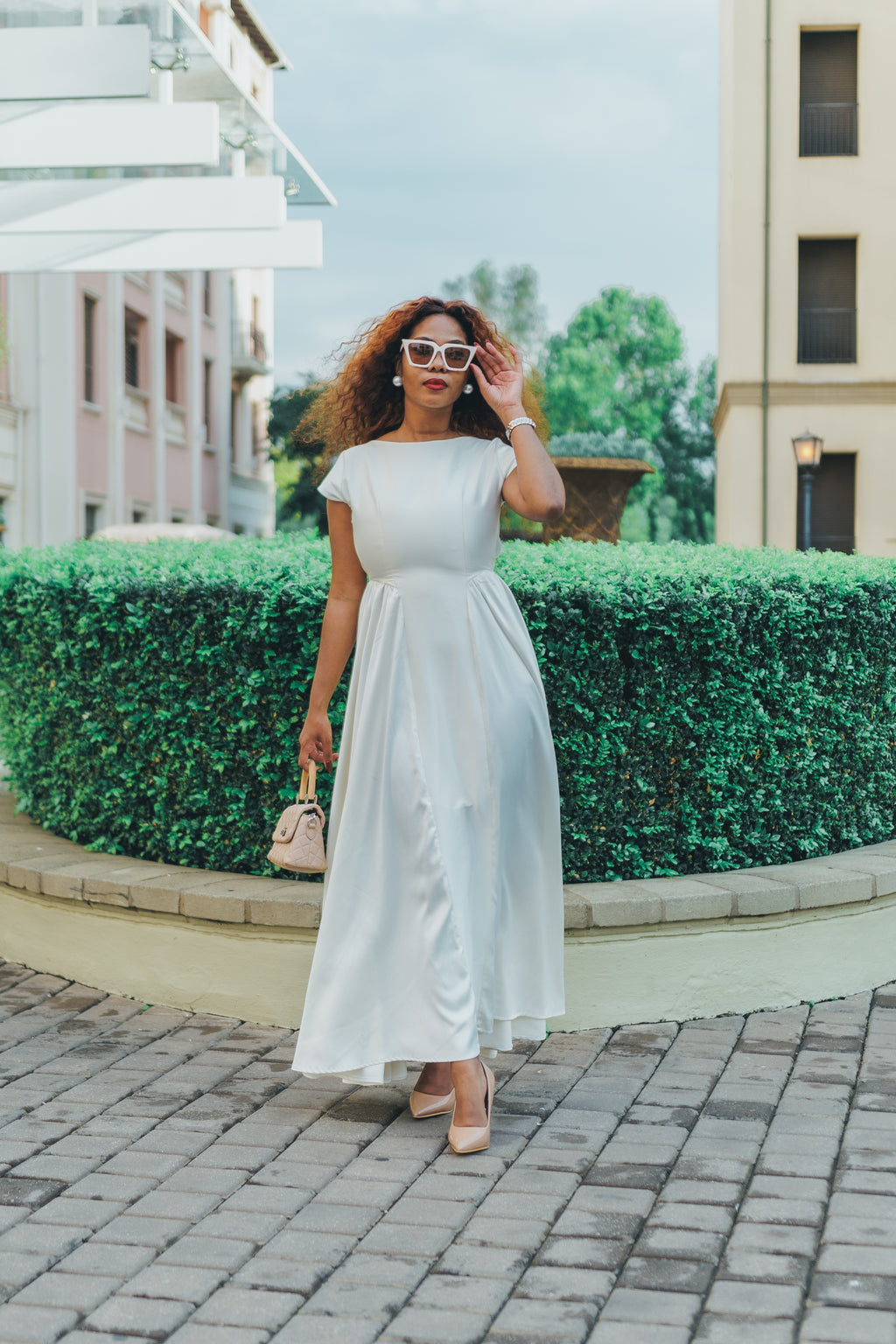 Elegant long flow dress