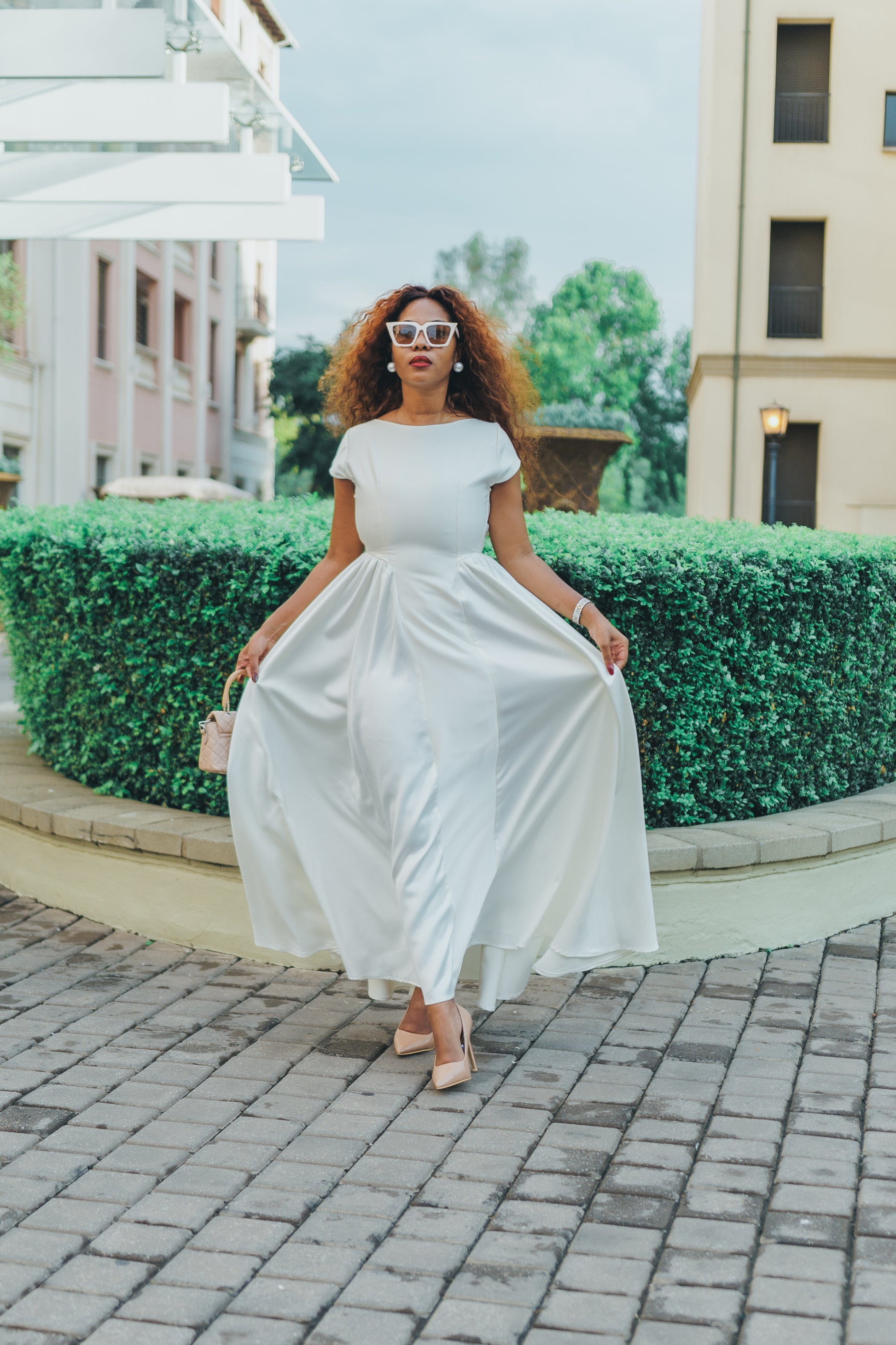 Elegant long flow dress