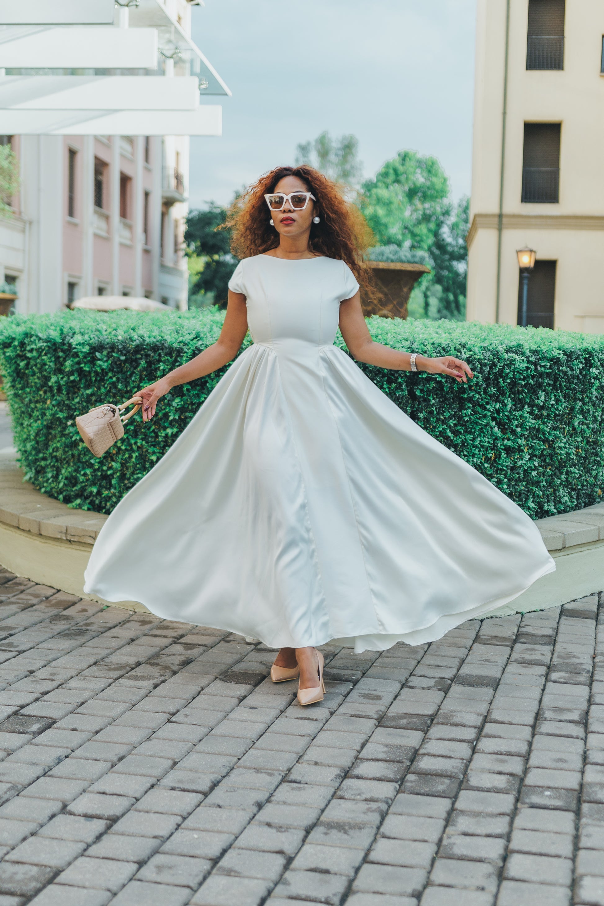 Elegant long flow dress