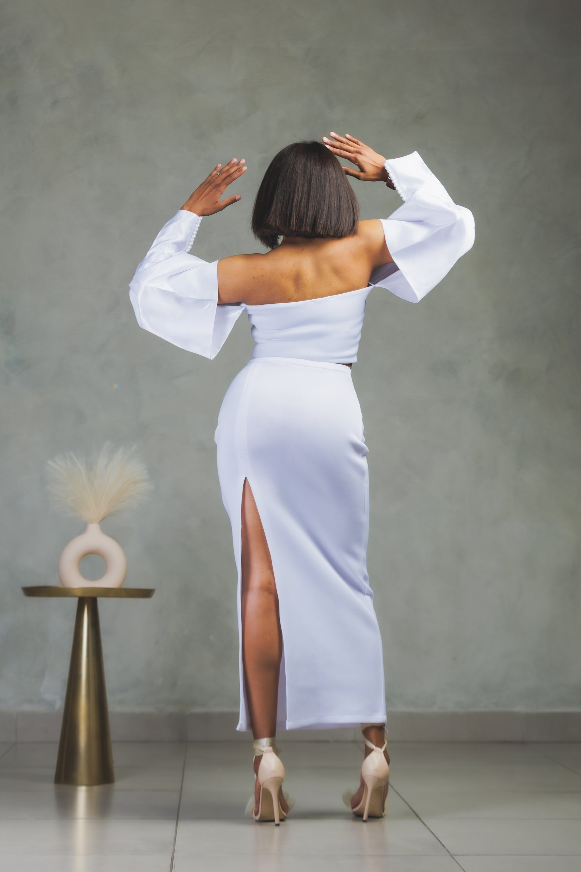 Elegant two piece set-pearl sleeves