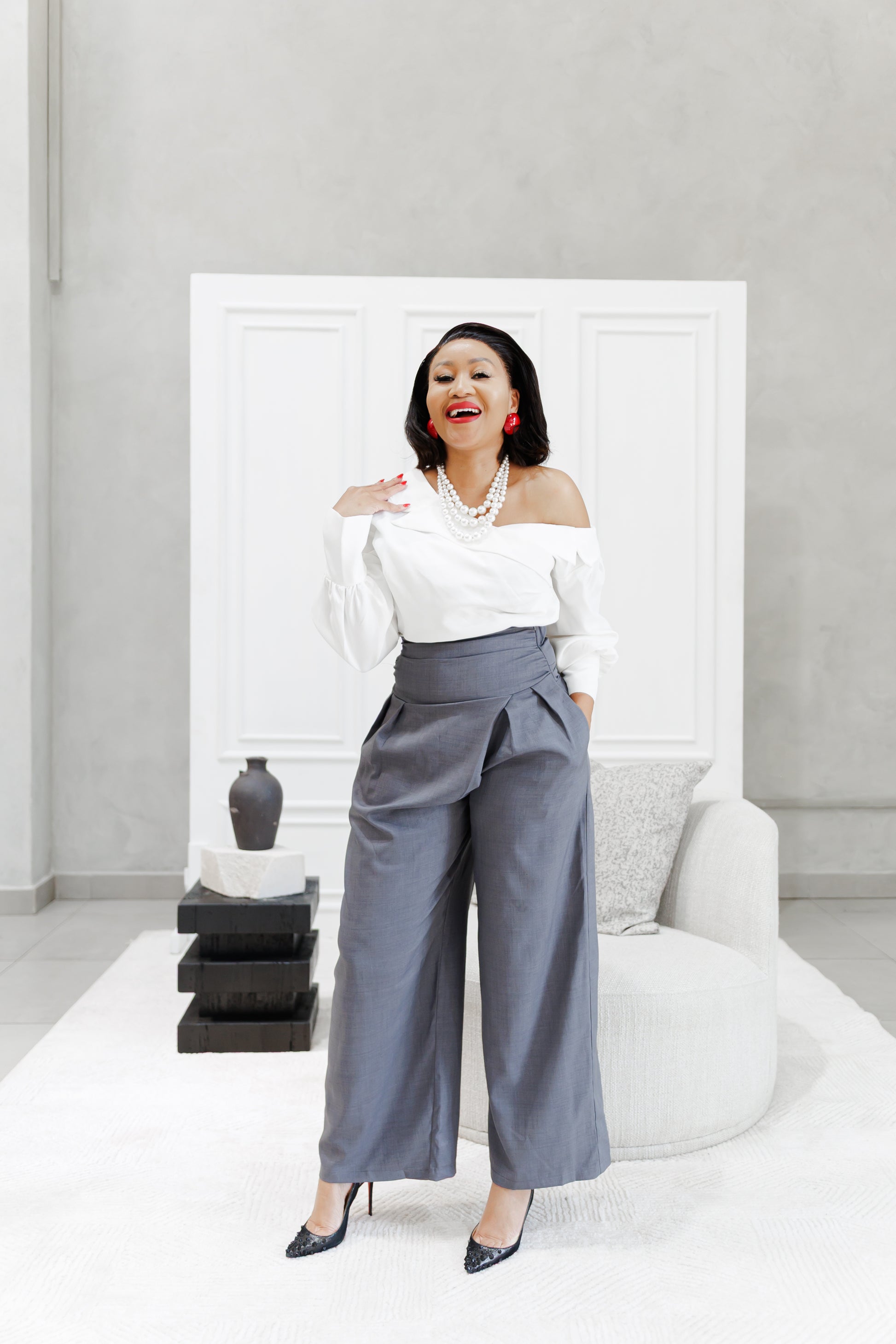 Stylish pleated top pants