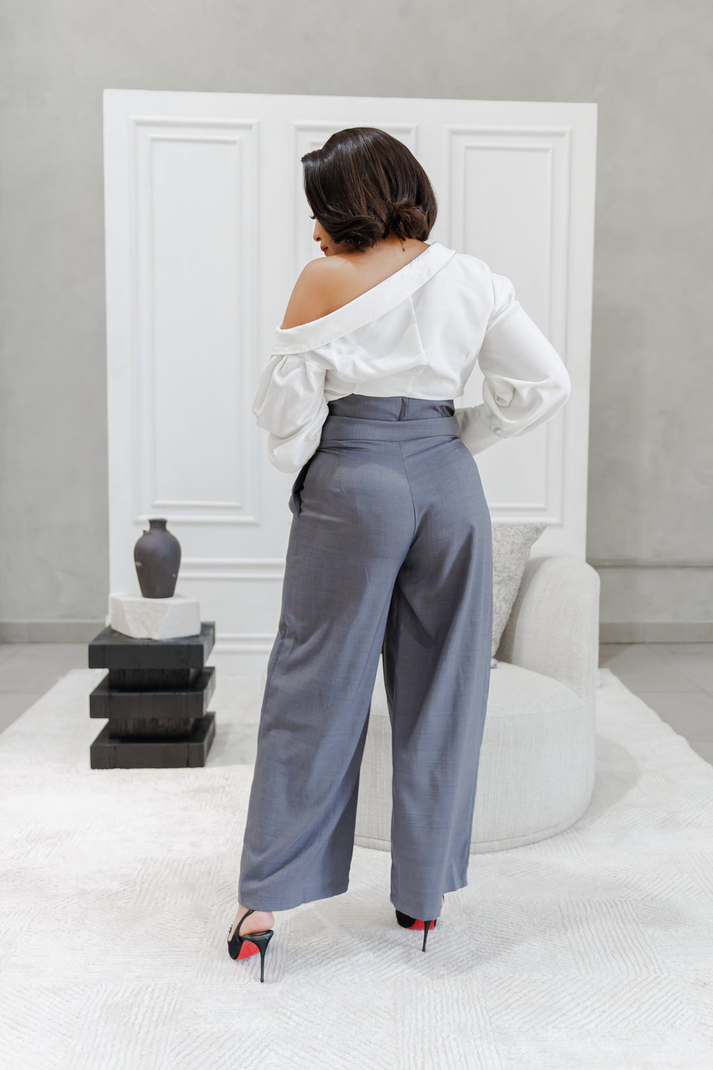 Stylish pleated top pants