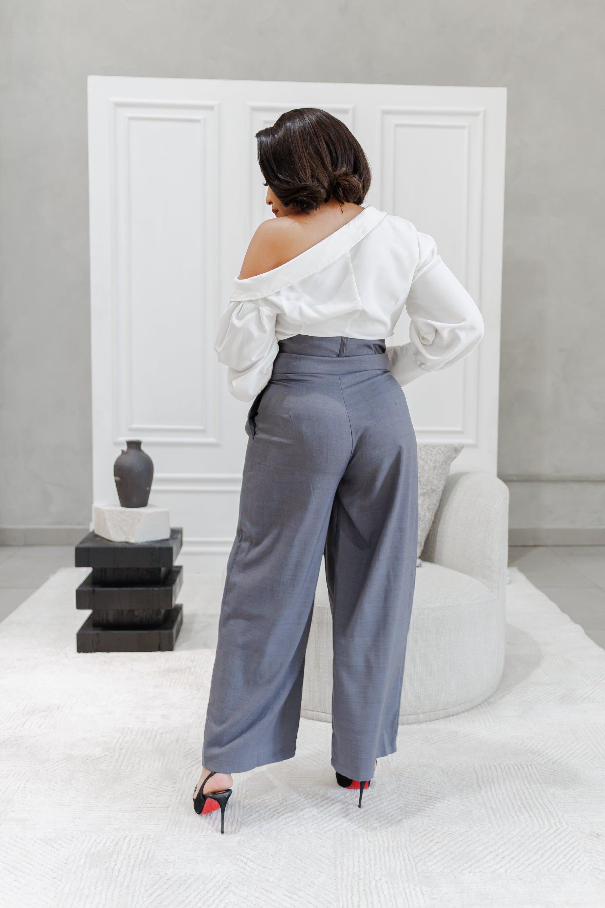 Stylish pleated top pants