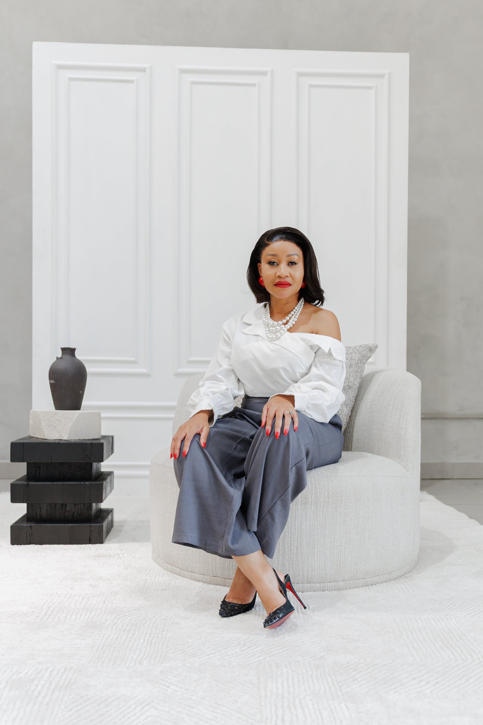 Stylish pleated top pants