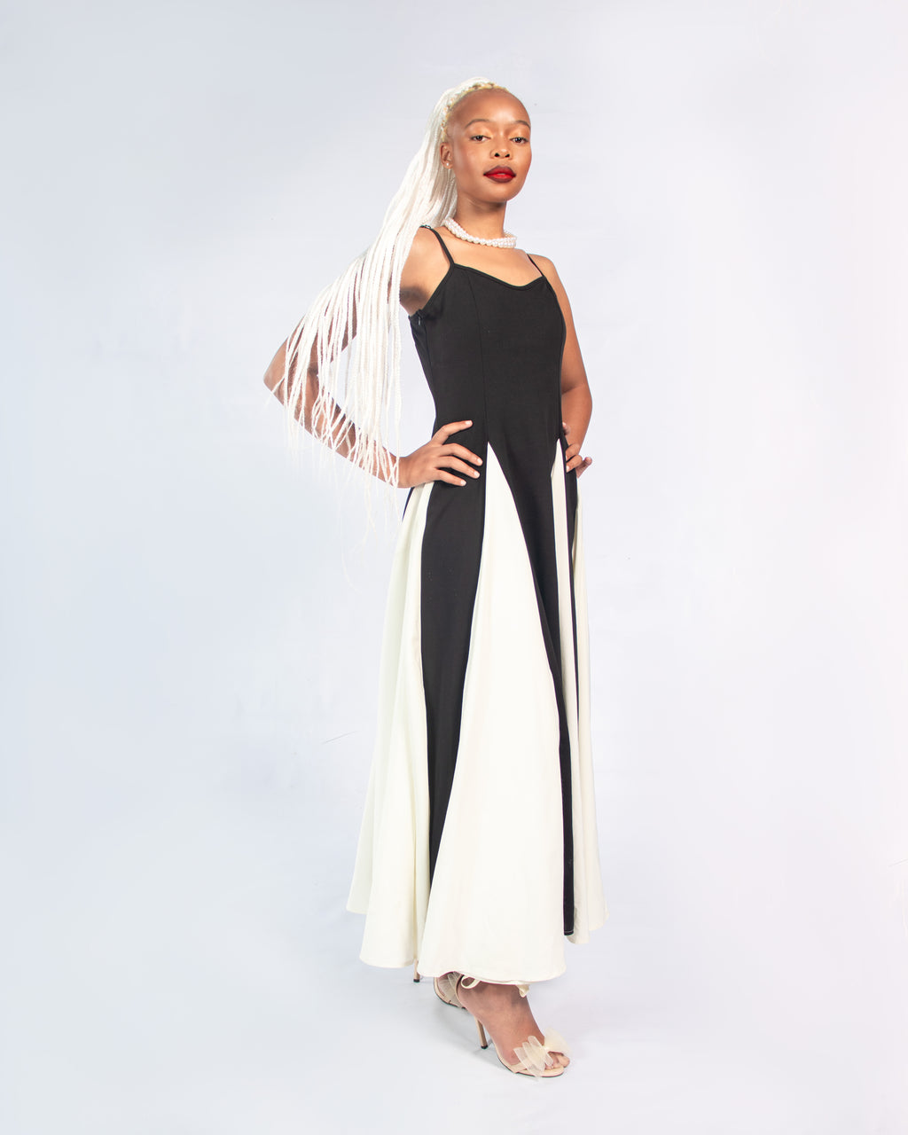 Colour block dress cream & black