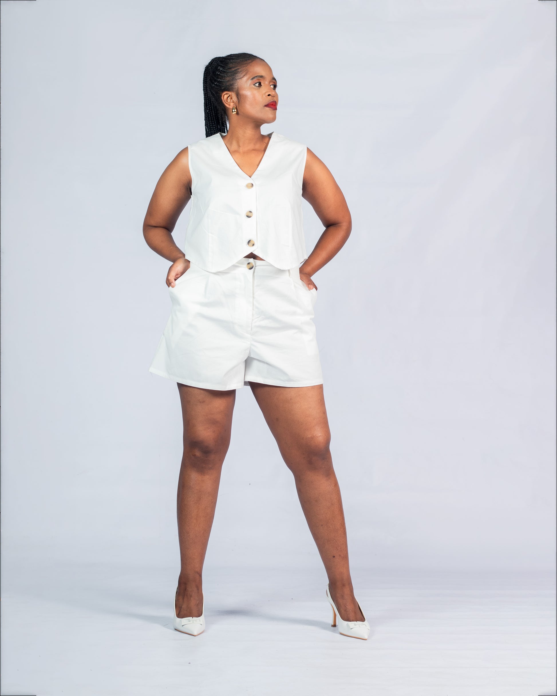 Chic plunging waist coat shorts set (brown buttons)